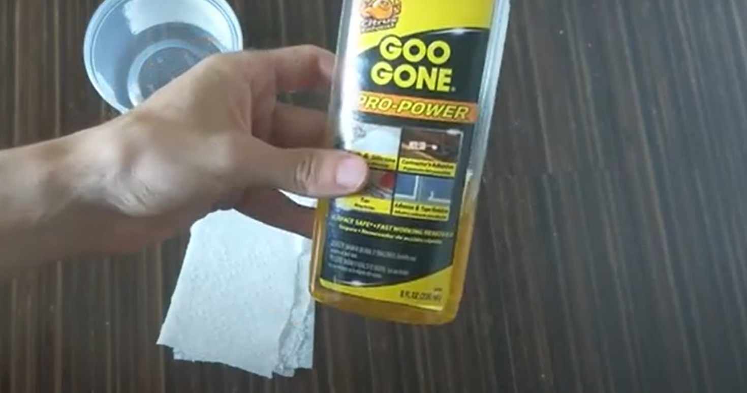 Top 5 Best Adhesive Removers for Aluminum [September 2024 Review