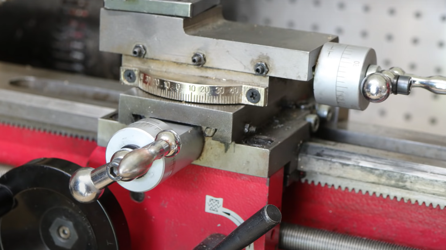 Top 5 Best Beginner Metal Lathes [September 2024 Review] MetalProfy