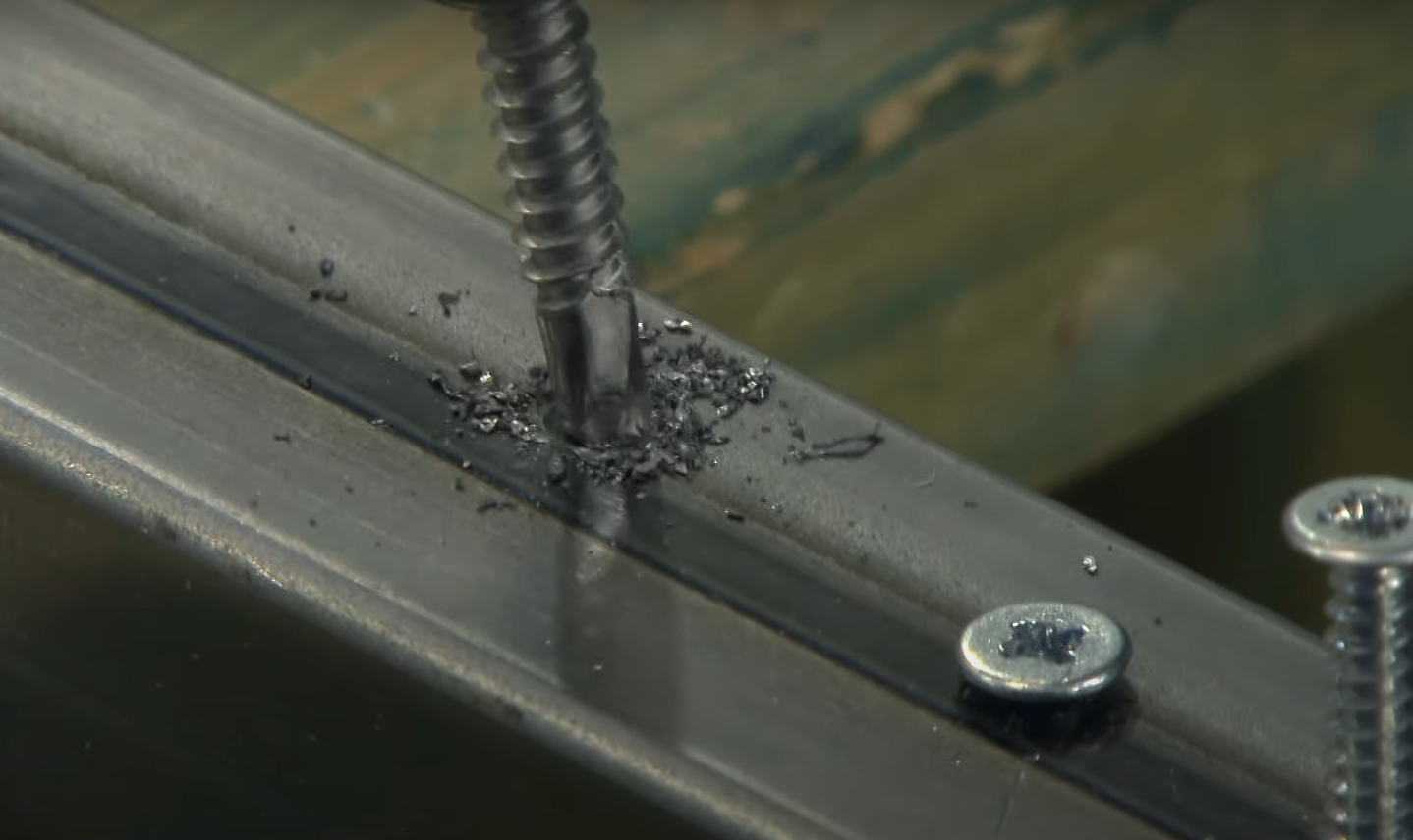 Top 5 Best Screws for Metal Studs [August 2024 Review] MetalProfy