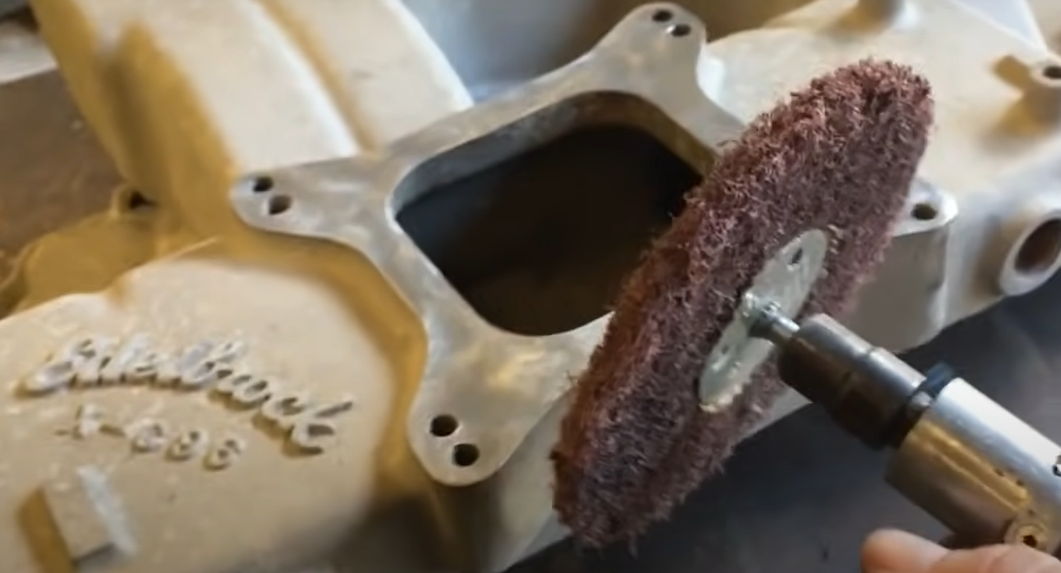 How to Clean Aluminum Engine Parts? MetalProfy