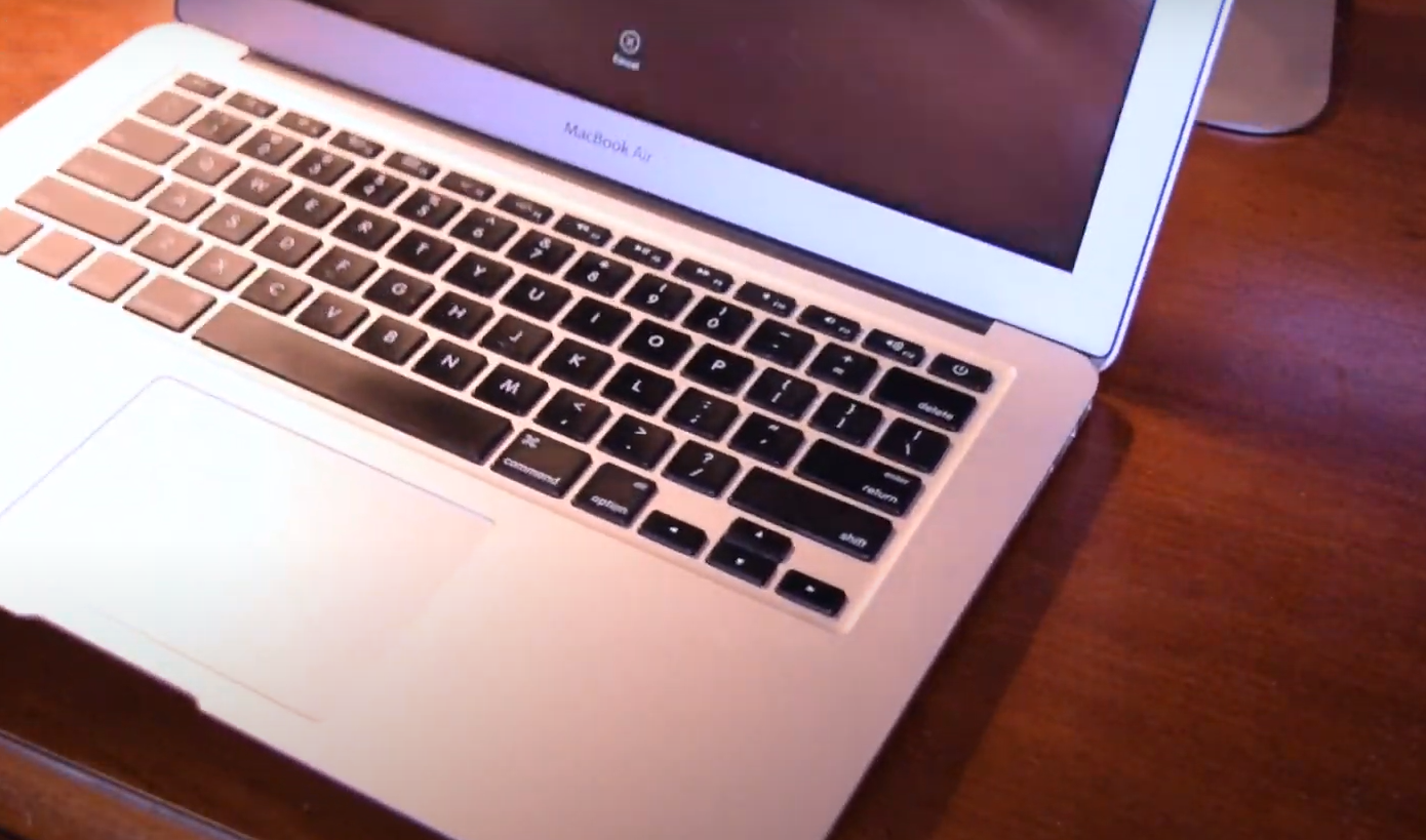 How to Clean MacBook Pro Aluminum Body? MetalProfy