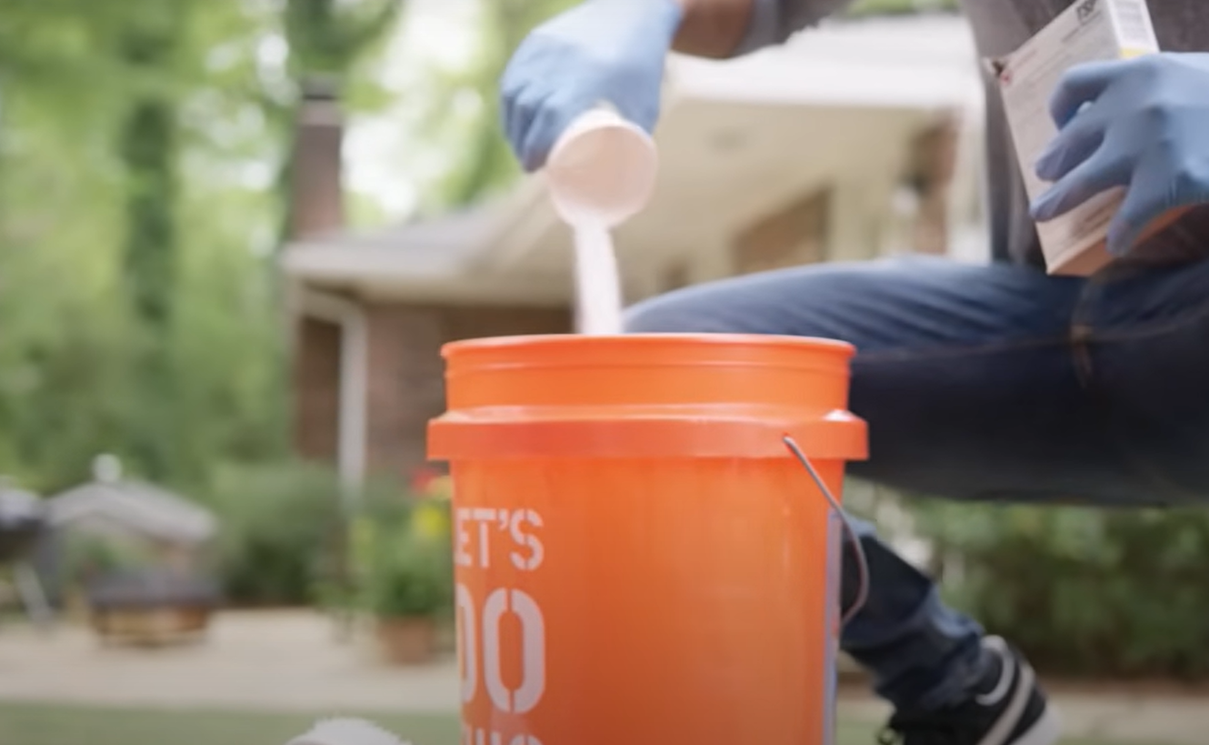 Can Mold Grow on Metal? MetalProfy