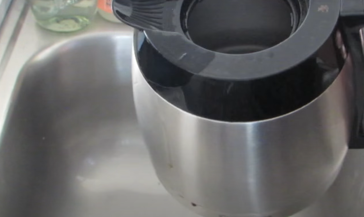 How to Clean a Stainless Steel Coffee Pot? MetalProfy
