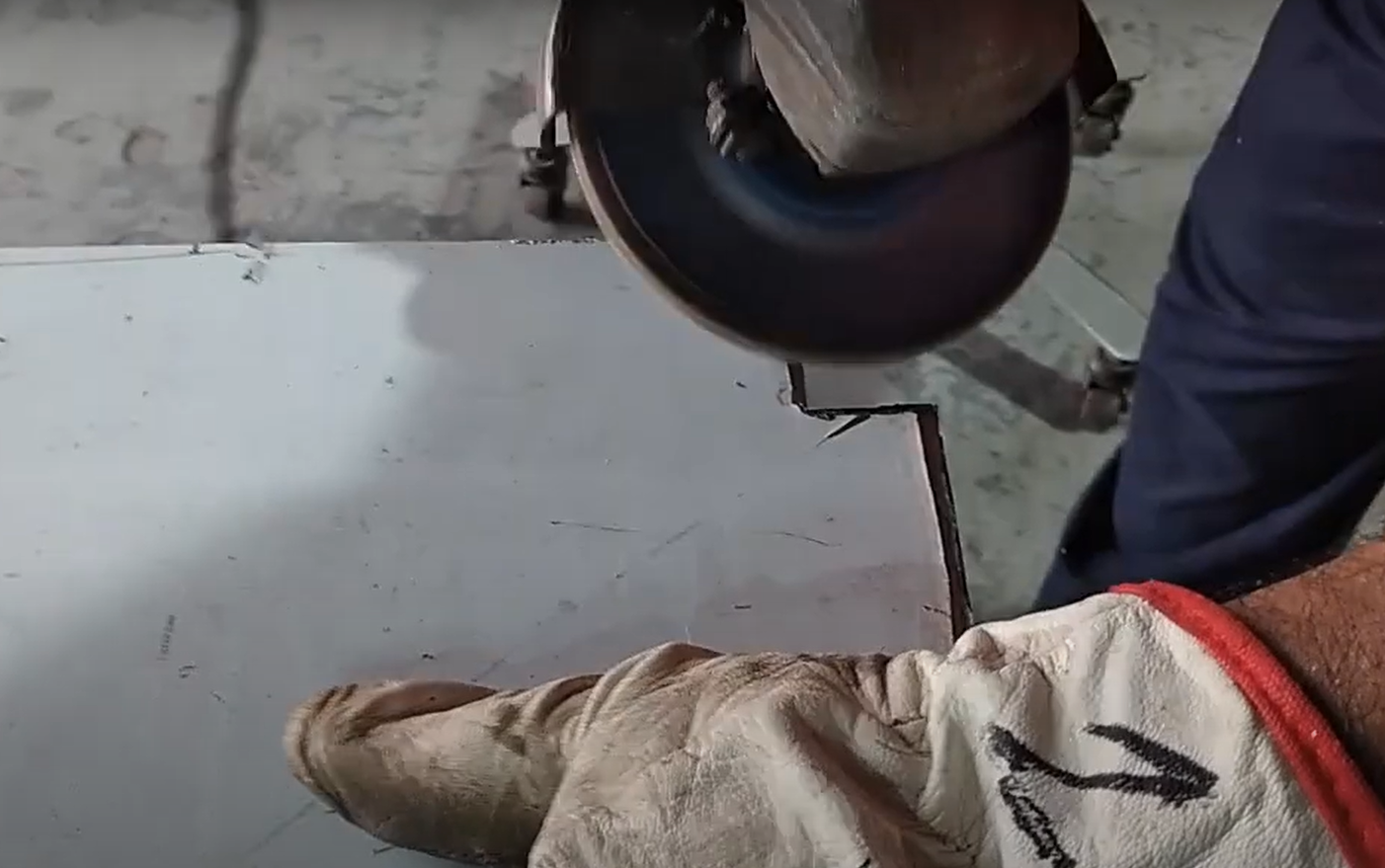 How to Cut Stainless Steel? MetalProfy