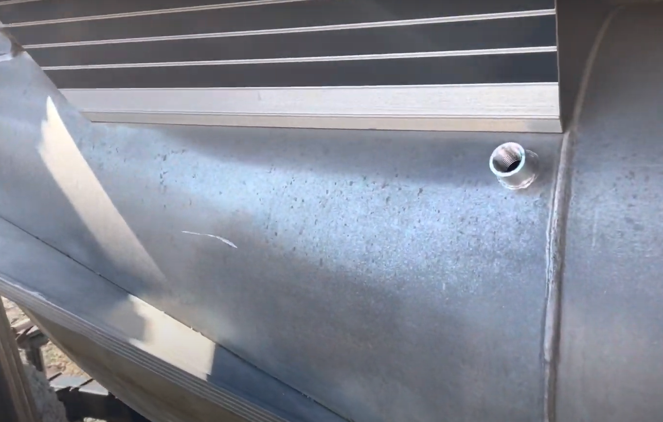 How Much Does an Aluminum Pontoon Weigh? MetalProfy